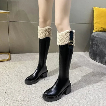 Botas de Invierno de Mujer: Estilo Gótico y Elegante